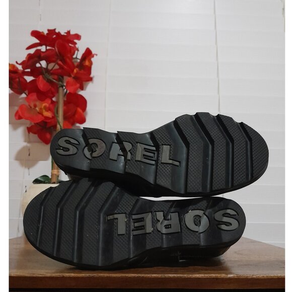 Leather Sorel Hidden Wedge Gray Joan Of Arc Booties sz 7 - Picture 6 of 9